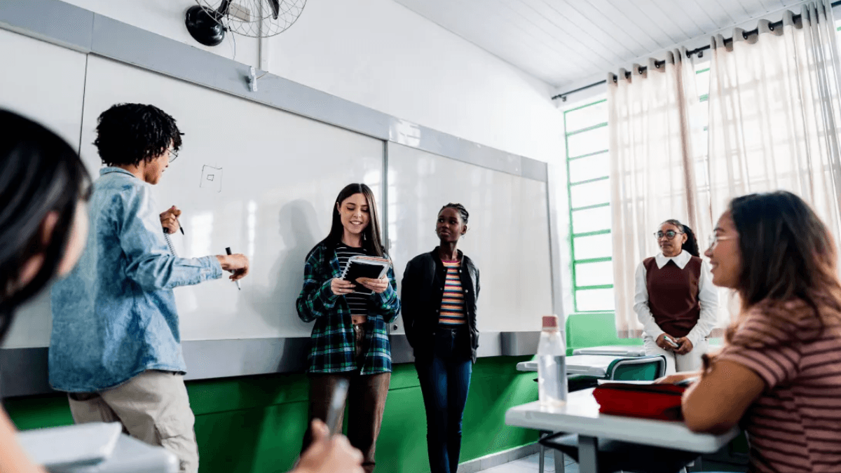 Culture, confidence and communication in the EFL classroom