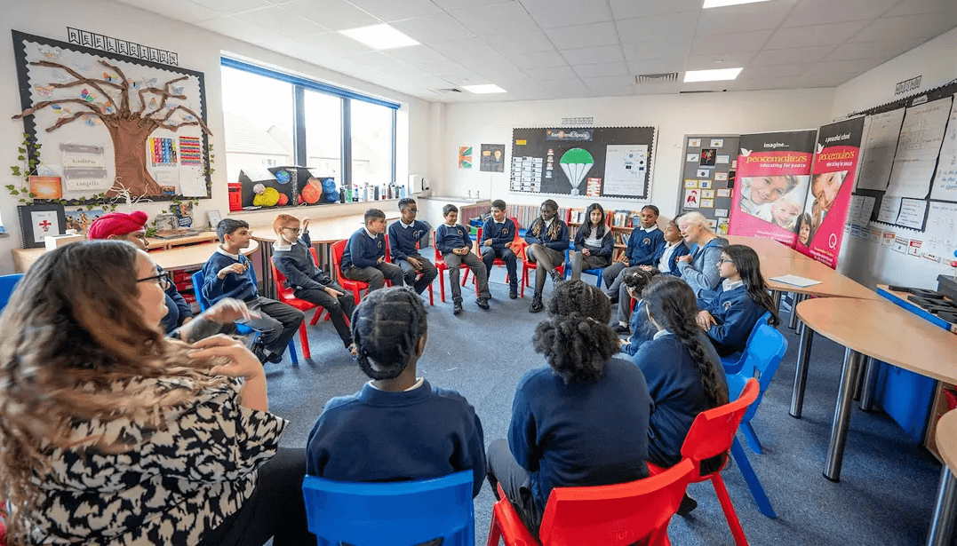 Building and strengthening relationships through peace circles